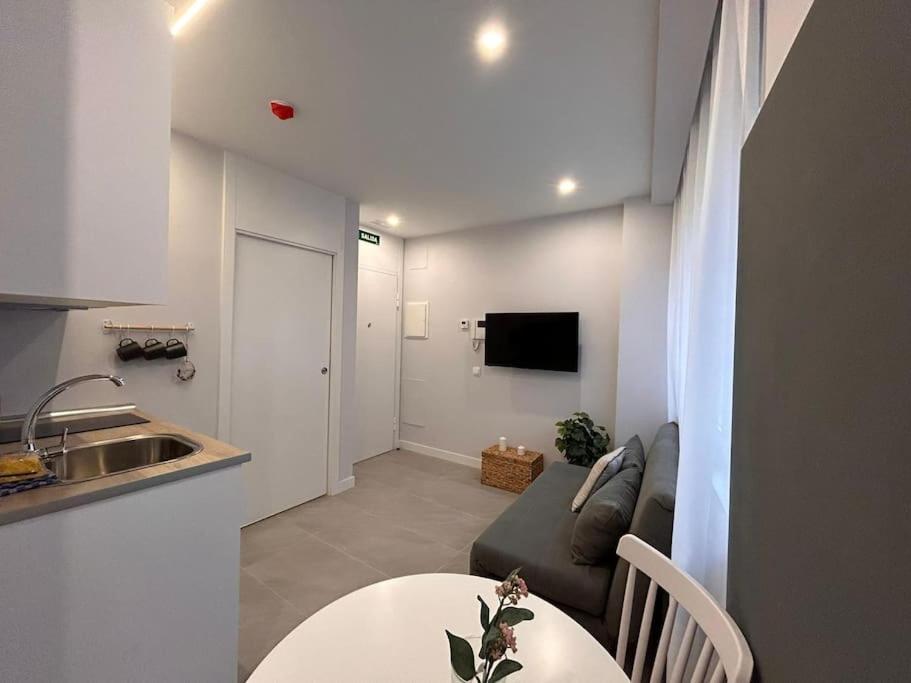 Cozy Studio In Tetuan - En 1/9 Madrid Eksteriør billede